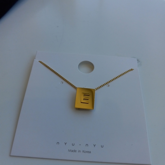 Super High Polished Block Initial (E) Monogram 18k Gold Filled Necklace - Picture 1 of 7